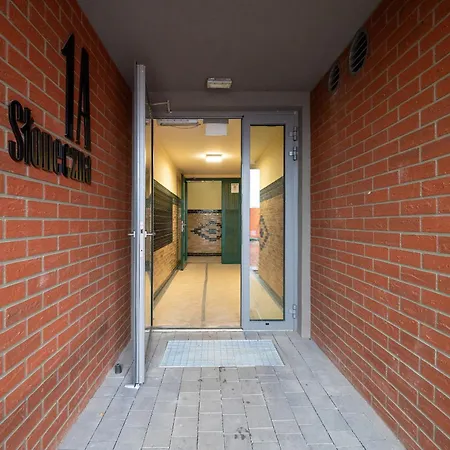 아파트 Exceptional With Parking By Renters 카토비체