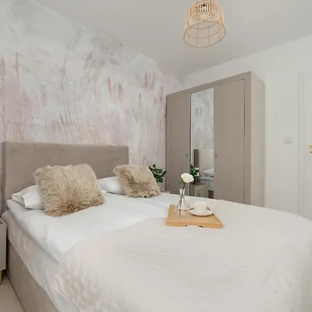 Apartament Exceptional With Parking By Renters