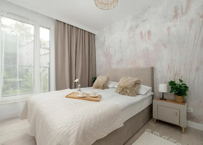 Apartment Exceptional With Parking By Renters *